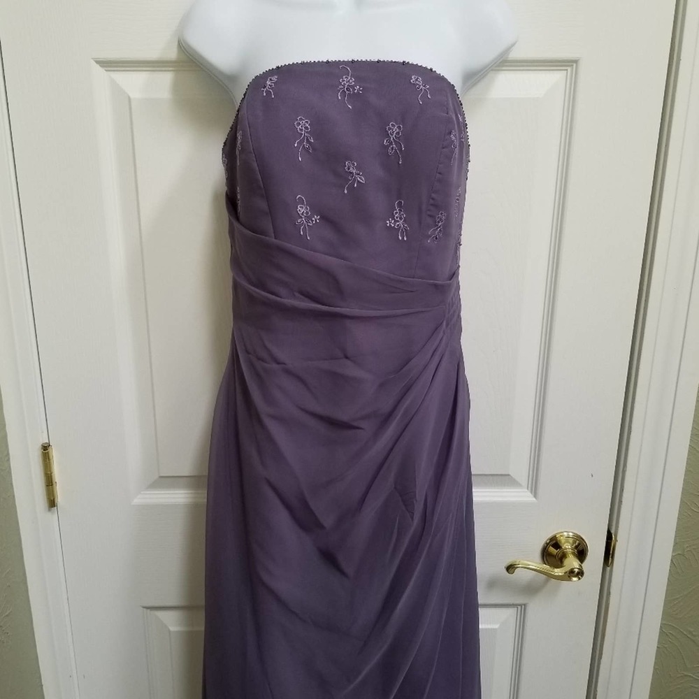 Mari Lee Tall maxi dress size 12  aubergine strapless lavendar